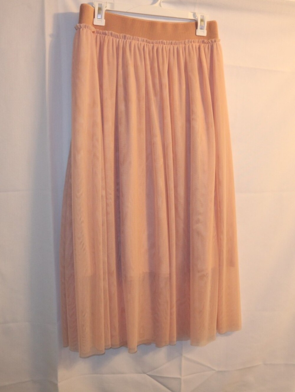 H & M  Powder pink, Solid-maxi Skirt Size M - Picture 6 of 12